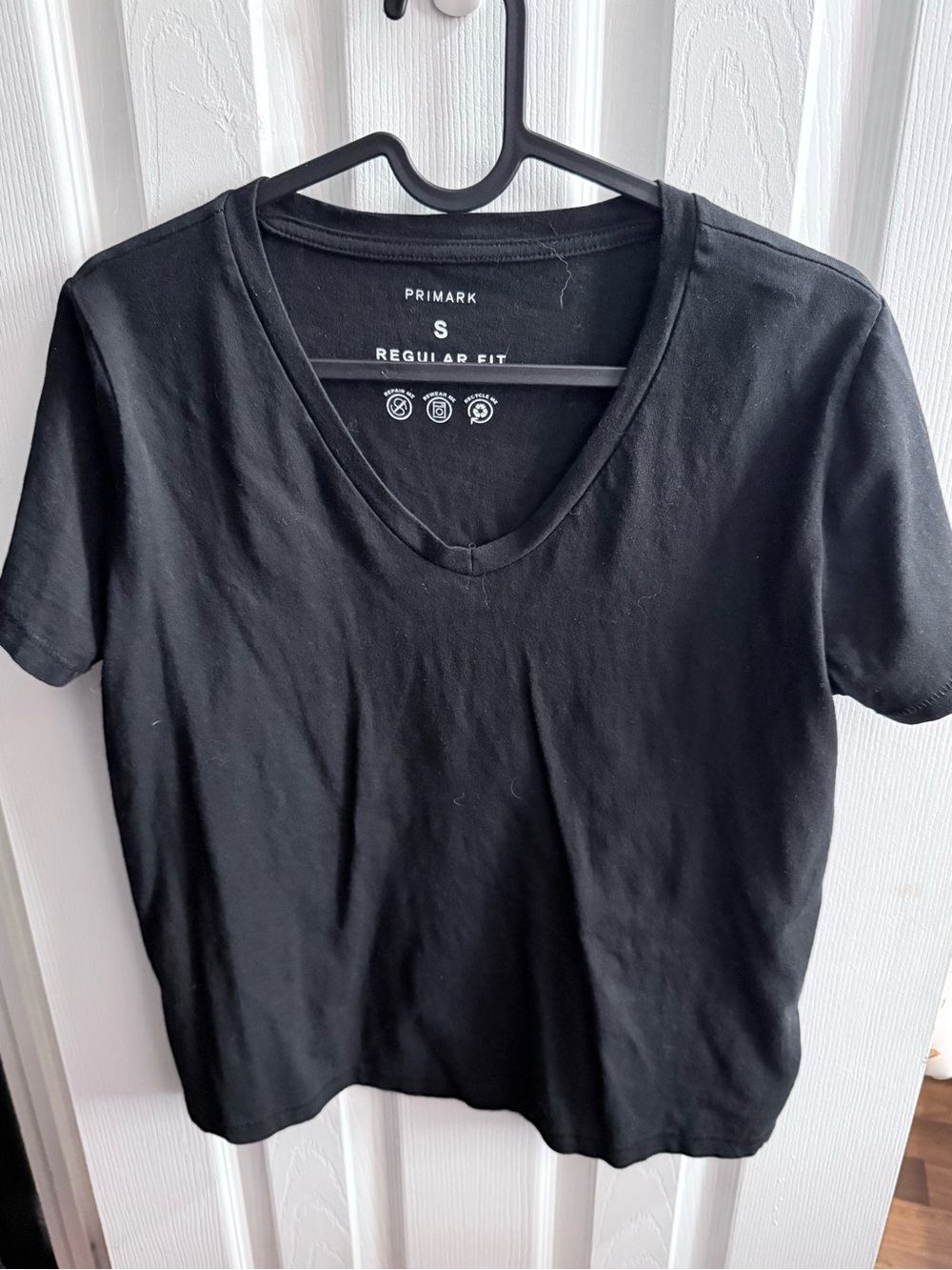 Primark Black V-Neck Short Sleeve Tee